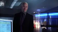 Тайны Смолвиля 3 сезон 16 серия